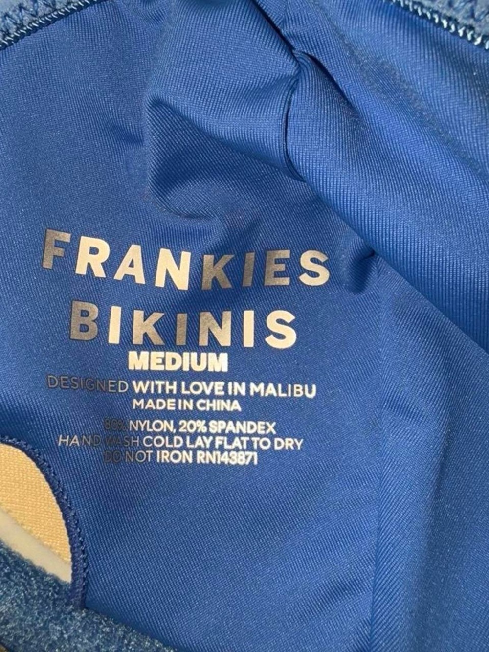 Frankies Bikinis blue with white daisies and yellow small bottoms, medium top - Picture 4 of 4